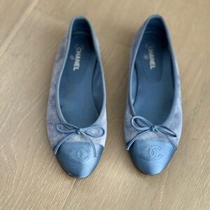 CHANEL BALLET FLATS